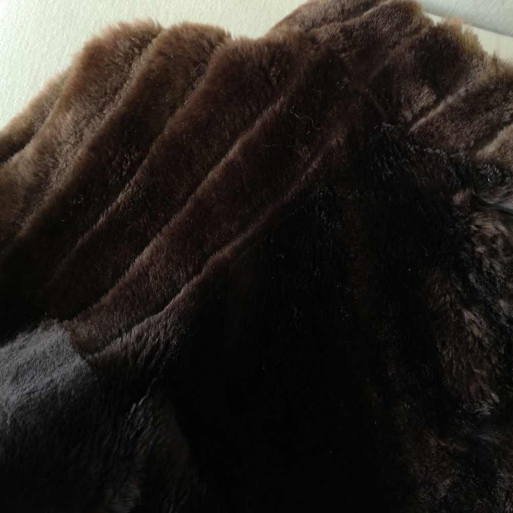WINTER FUR COAT M/L - Picture 5 of 13